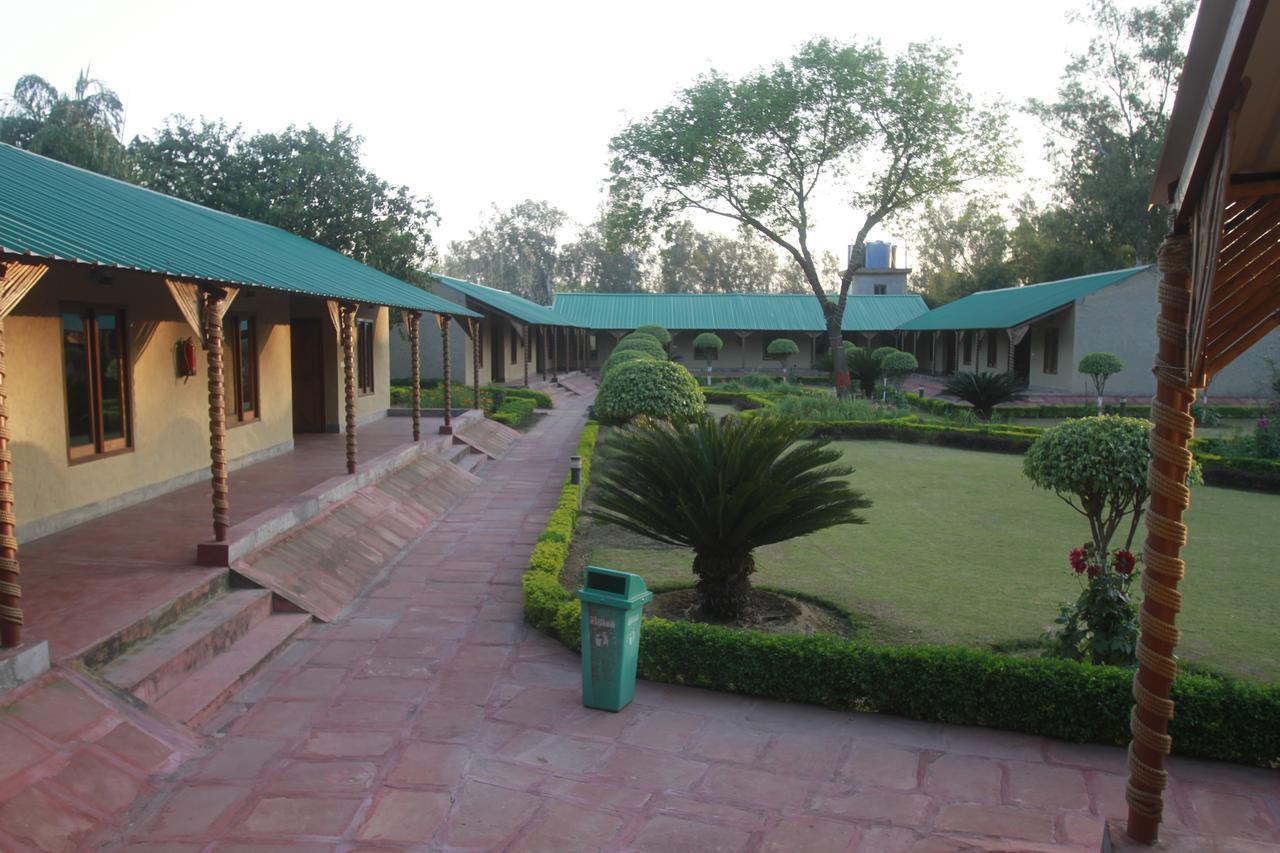 Dr. Sudha'S Ayurveda Muzaffarnagar Ngoại thất bức ảnh
